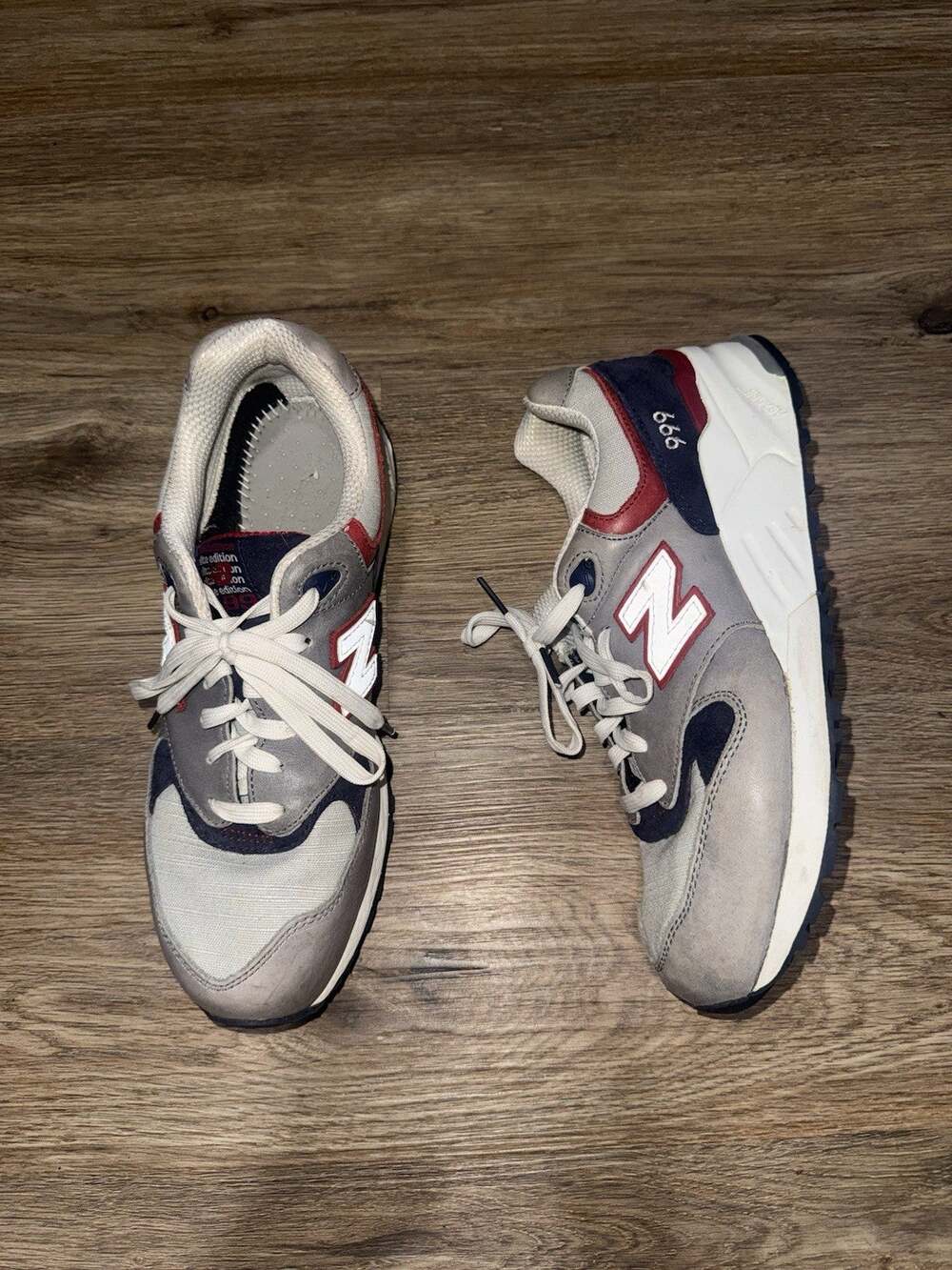 New Balance 999 Mens 9 ML999LW Running Lifestyle Gray White Red Navy